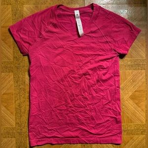 Lululemon Women’s Swiftly Sz 8 Medium Full Length Top PAST SEASON